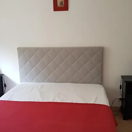 Appartement 2 Personnes, Calme, Vue Mer, Plage A 500M, Proximite Monaco, Gare 10Mn A Pied, Wifi *